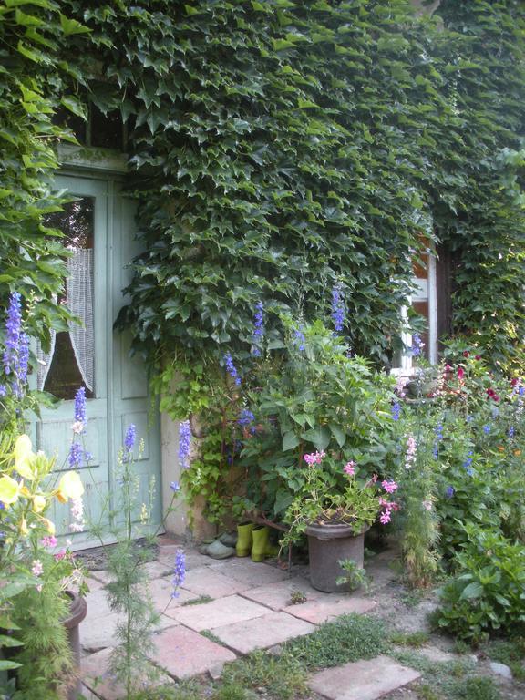 Ferme Saint Joseph Bed & Breakfast Le Fousseret Eksteriør bilde